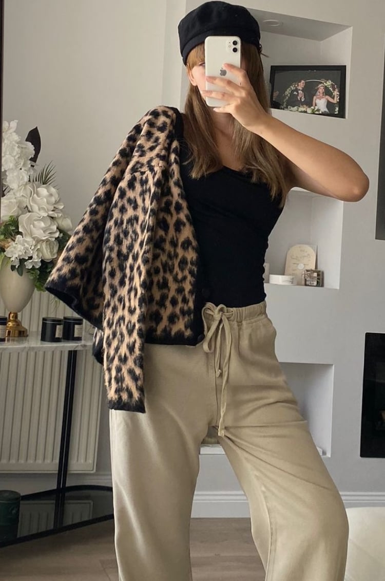 Kahverengi Leopar Desenli Kısa Hırka