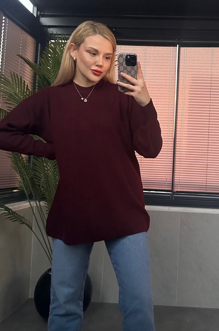 Koyu Bordo Yarı Boğazlı Fitilli Oversize Kazak