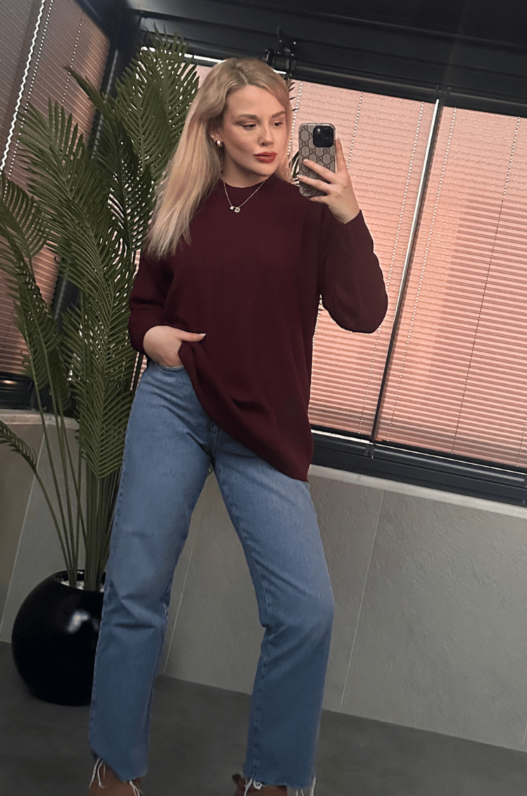 Koyu Bordo Yarı Boğazlı Fitilli Oversize Kazak