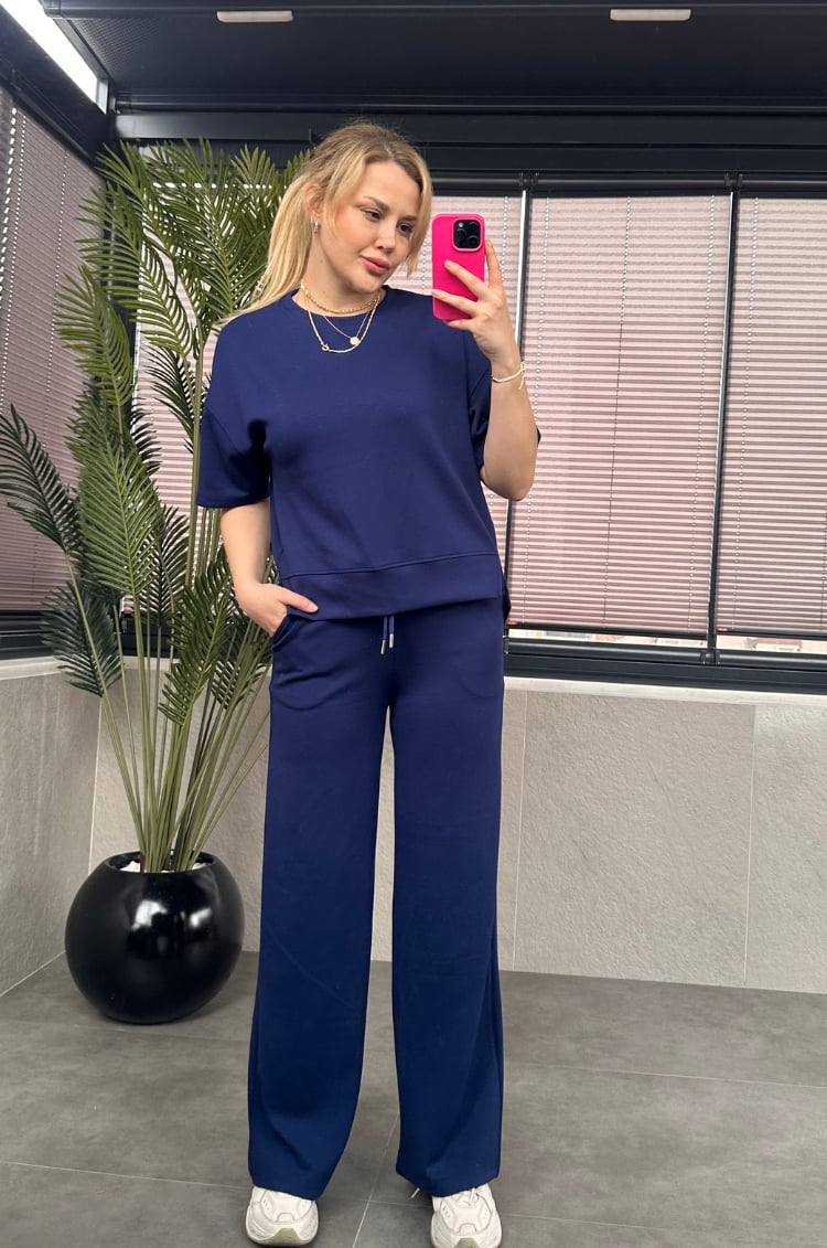 Lacivert Basic Marka Model Yarım Kollu Takım