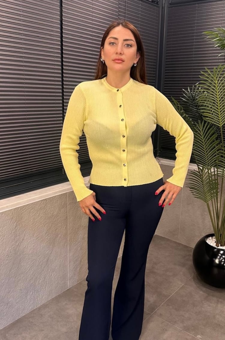Sarı Simli Merserize Hırka