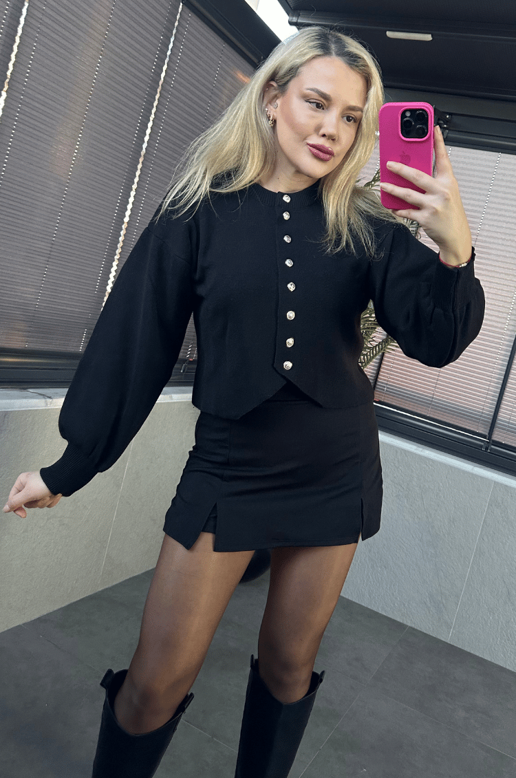 Siyah Fit Kesim Crop Hırka