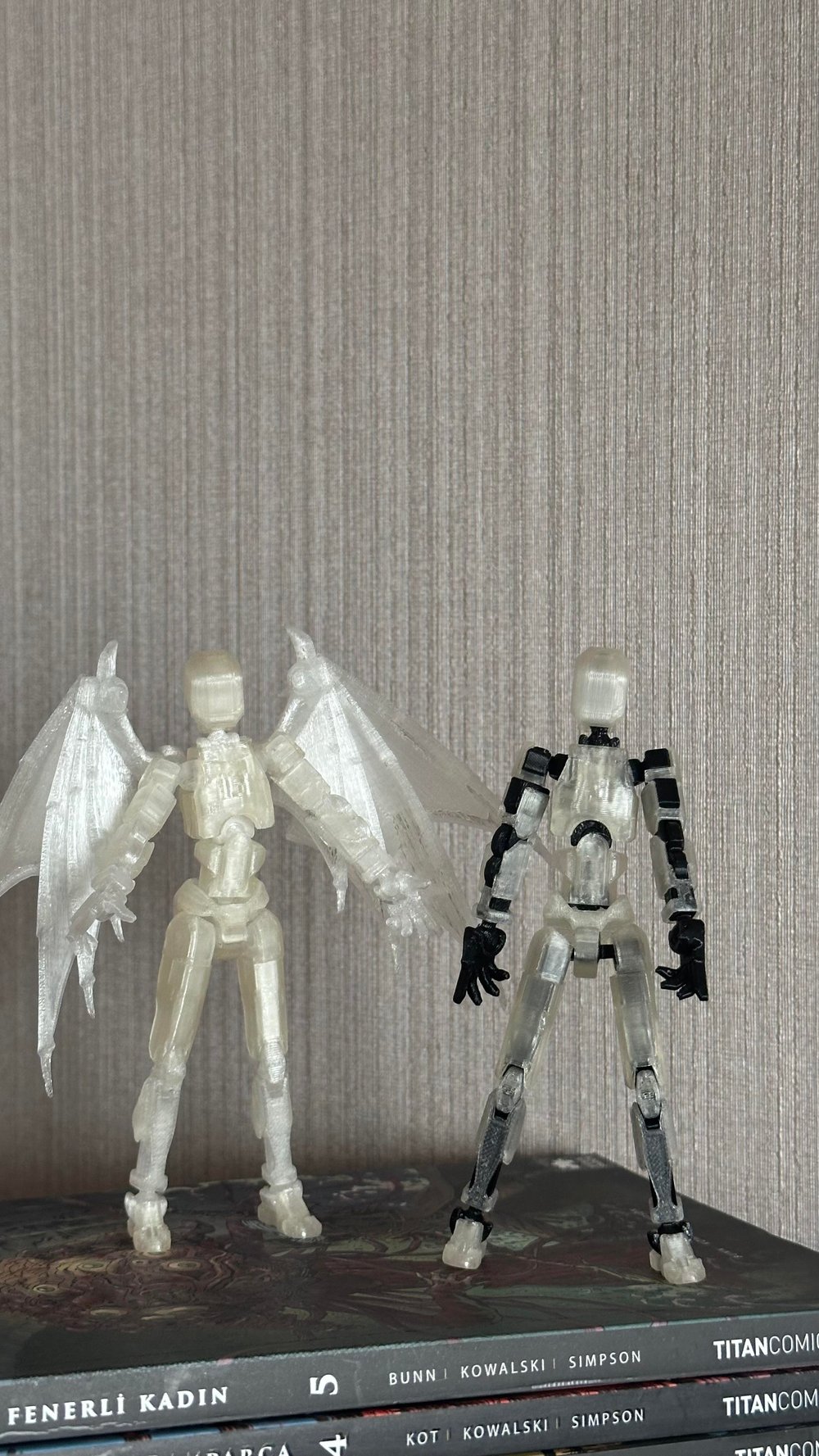 Lucky 13 Aksiyon Figürü Robot Oyuncak 13cm Şefaf 2'li Yarasa Kanat ve Lucky 13 Seti
