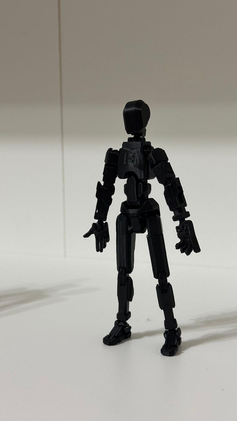 Lucky 13 Aksiyon Figürü Robot Oyuncak 13cm Siyah Siyah