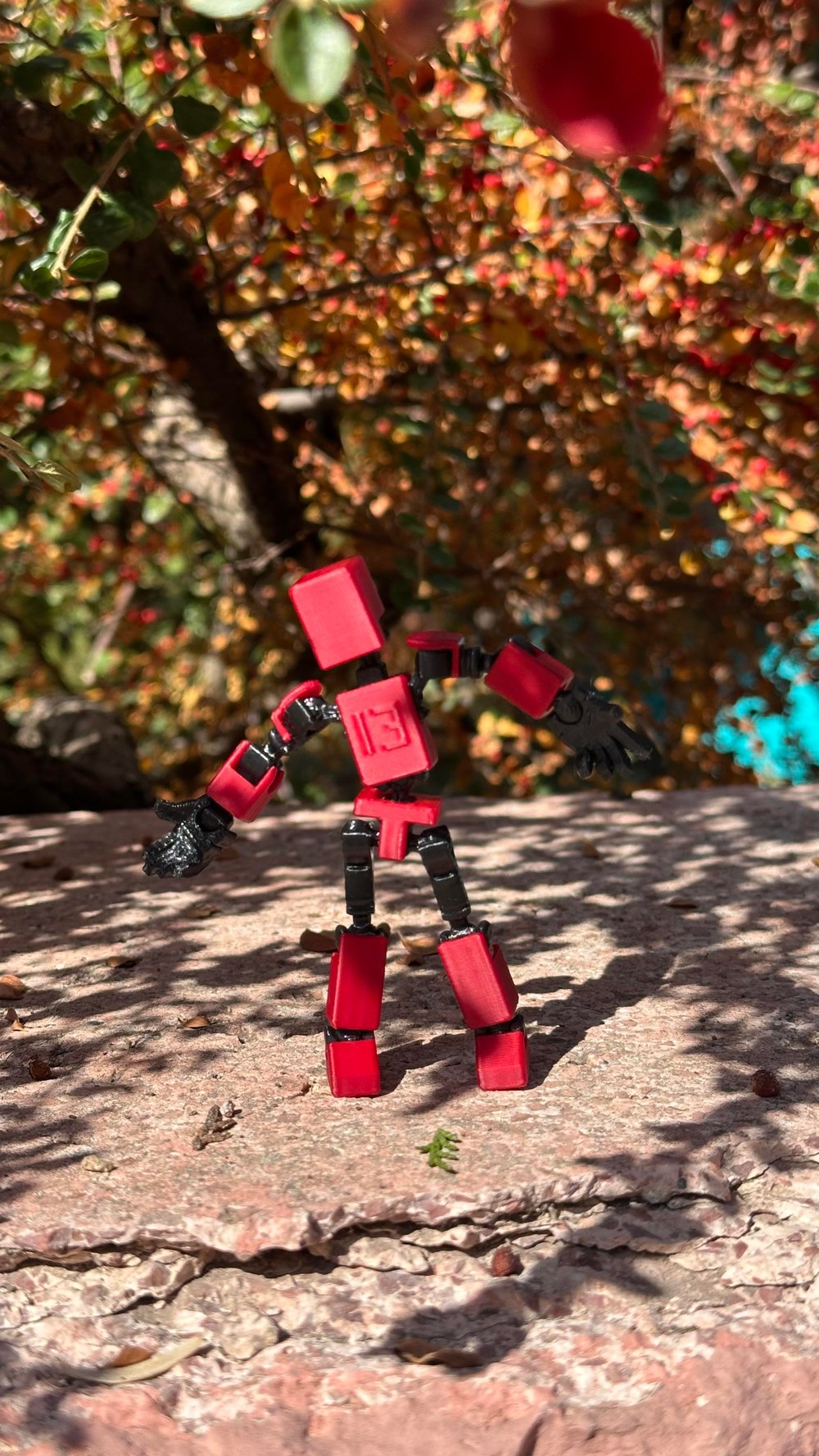 Mini 13 Aksiyon Figürü Robot Oyuncak 8cm Kırmızı