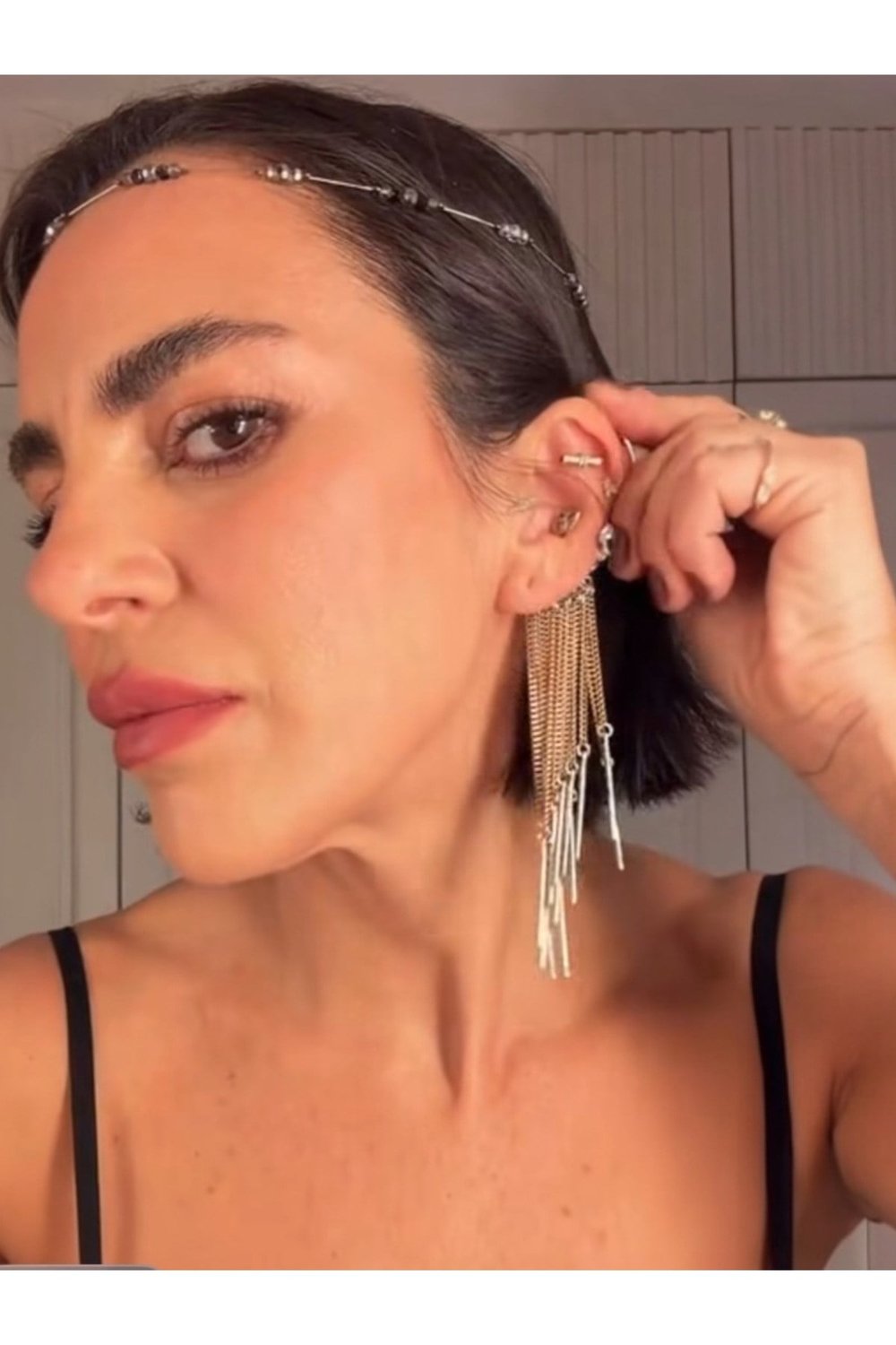 Ear cuff
