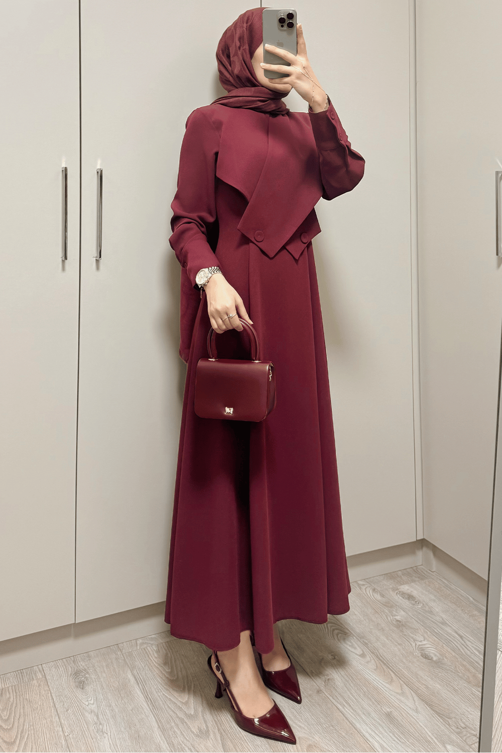 DÜĞME DETAYLI KREP ELBİSE BORDO