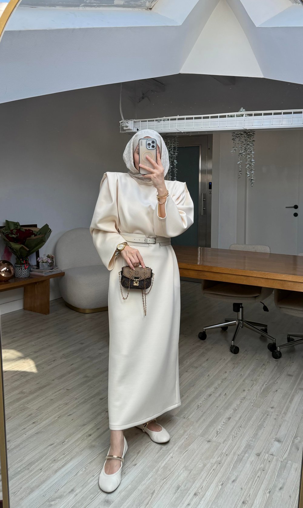 Diana Kemerli Puf Elbise Krem