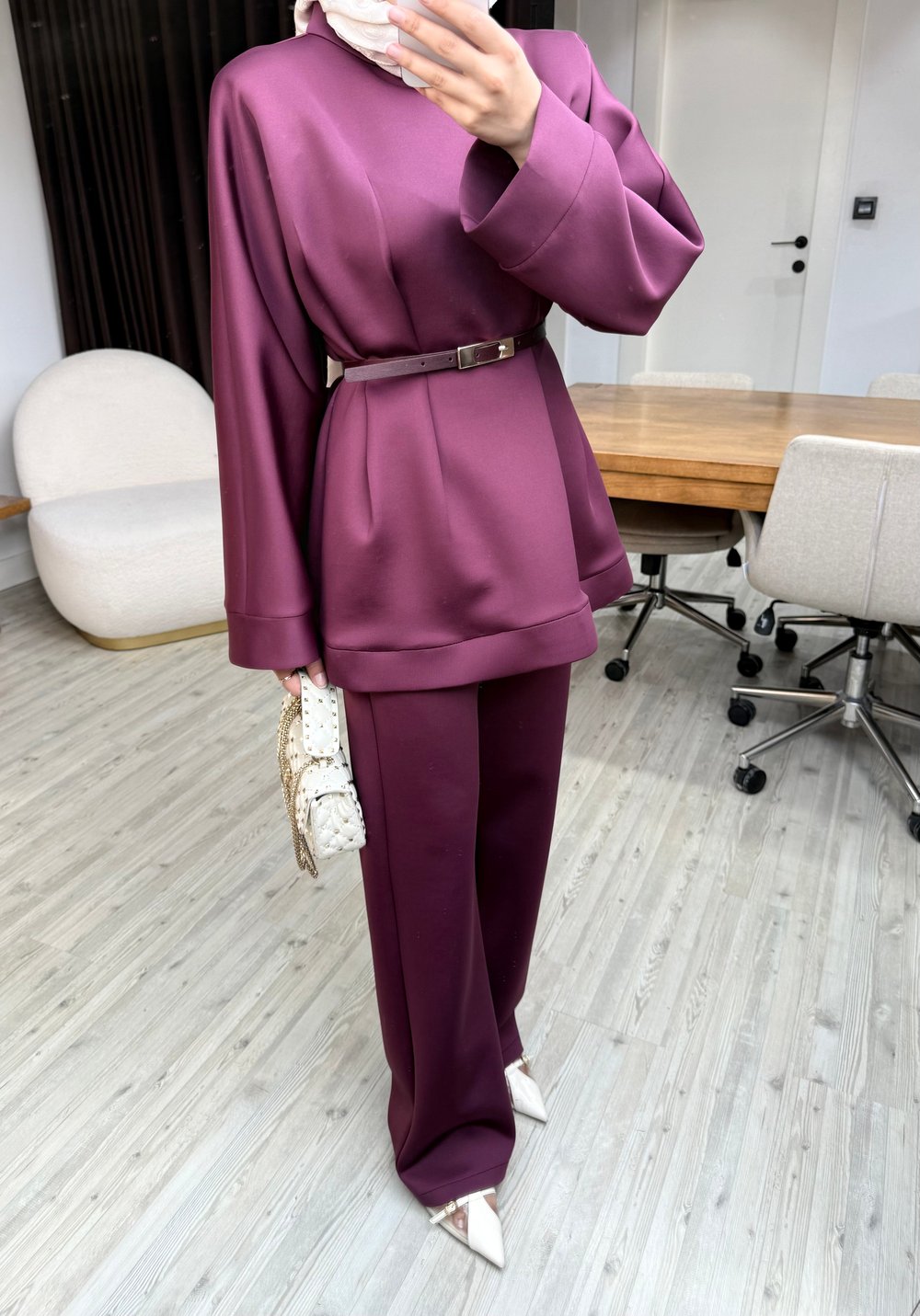 Puf Kemerli Tasarım Takım-Bordo