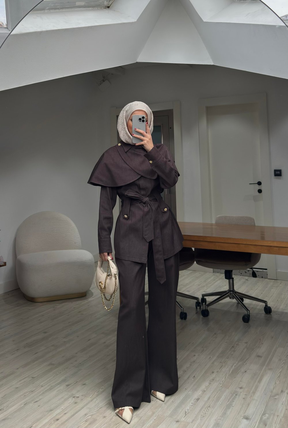 Yeni Sezon Pelerinli Denim Tasarım Takım Kahverengi ÖN SİPARİŞ