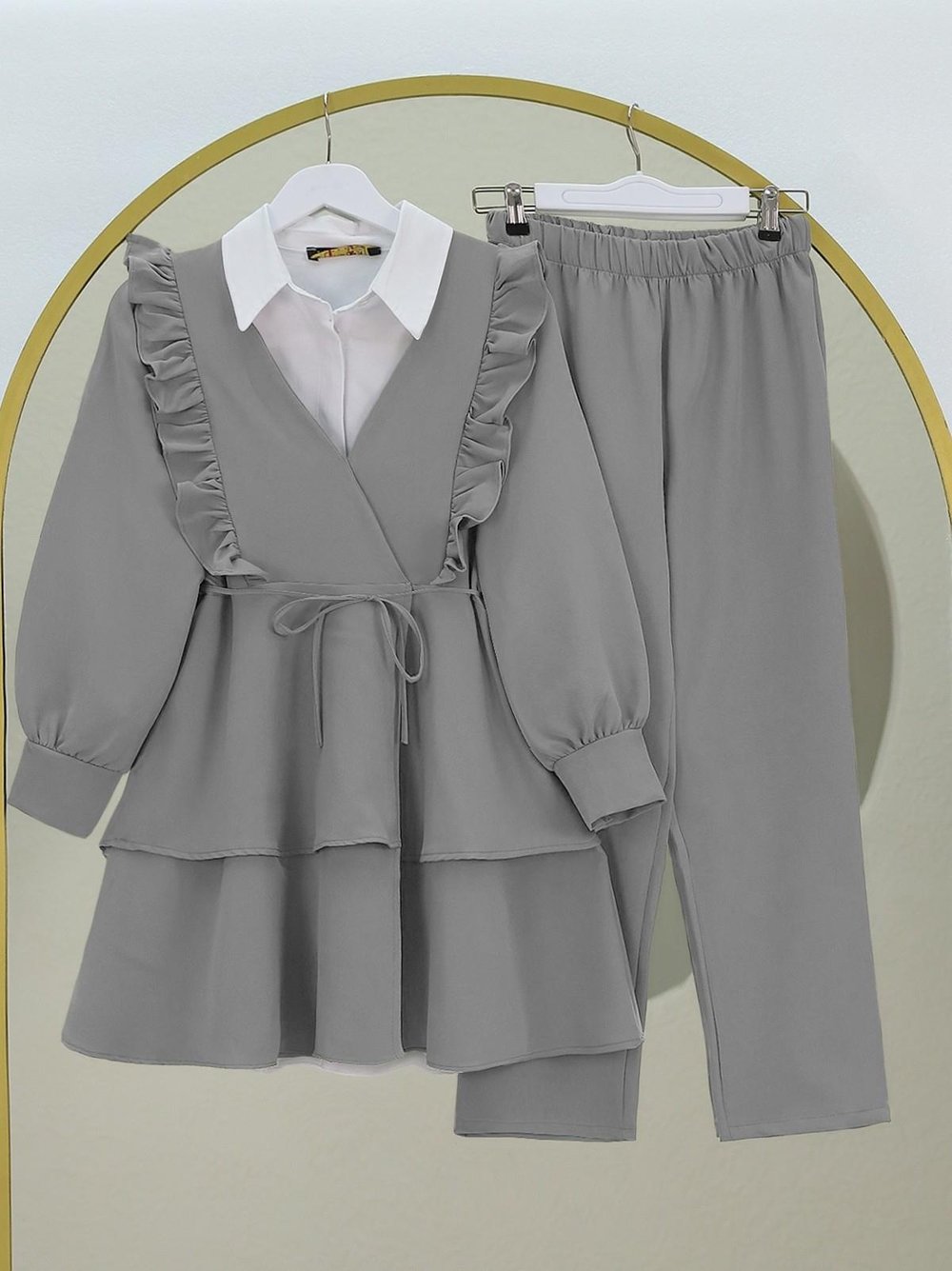 Önü Fırfırlı Bağcıklı Eteği Katlı Pantolonlu Kimono Takım