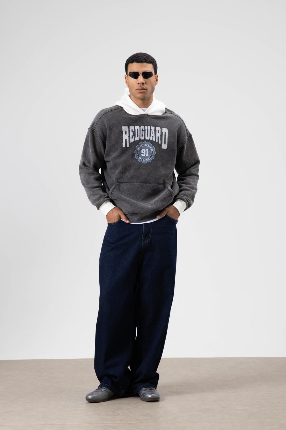 Oversize Baskılı Kapüşonlu Sweatshirt Siyah