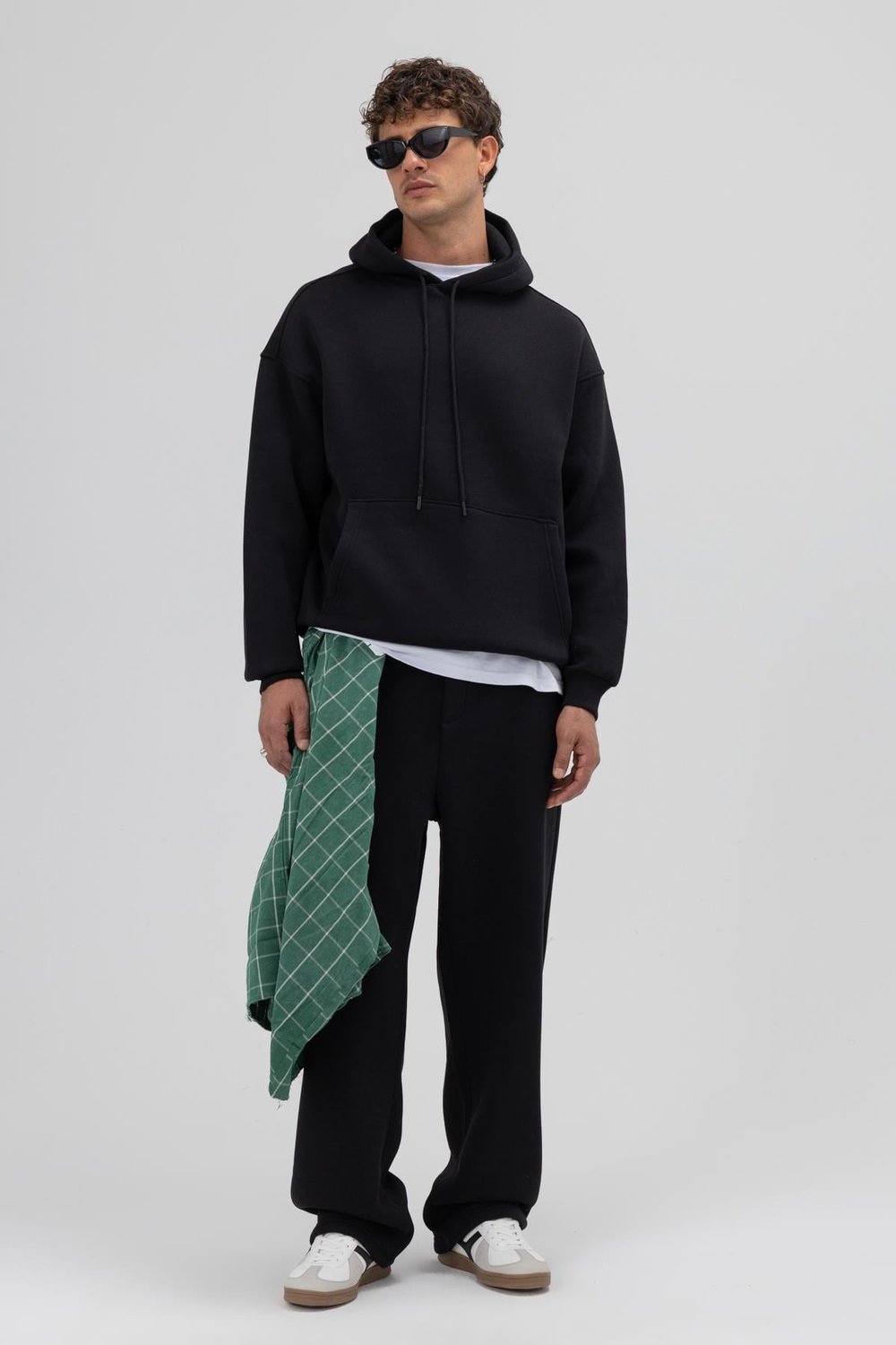Basic Oversize Kapüşonlu Sweatshirt Siyah