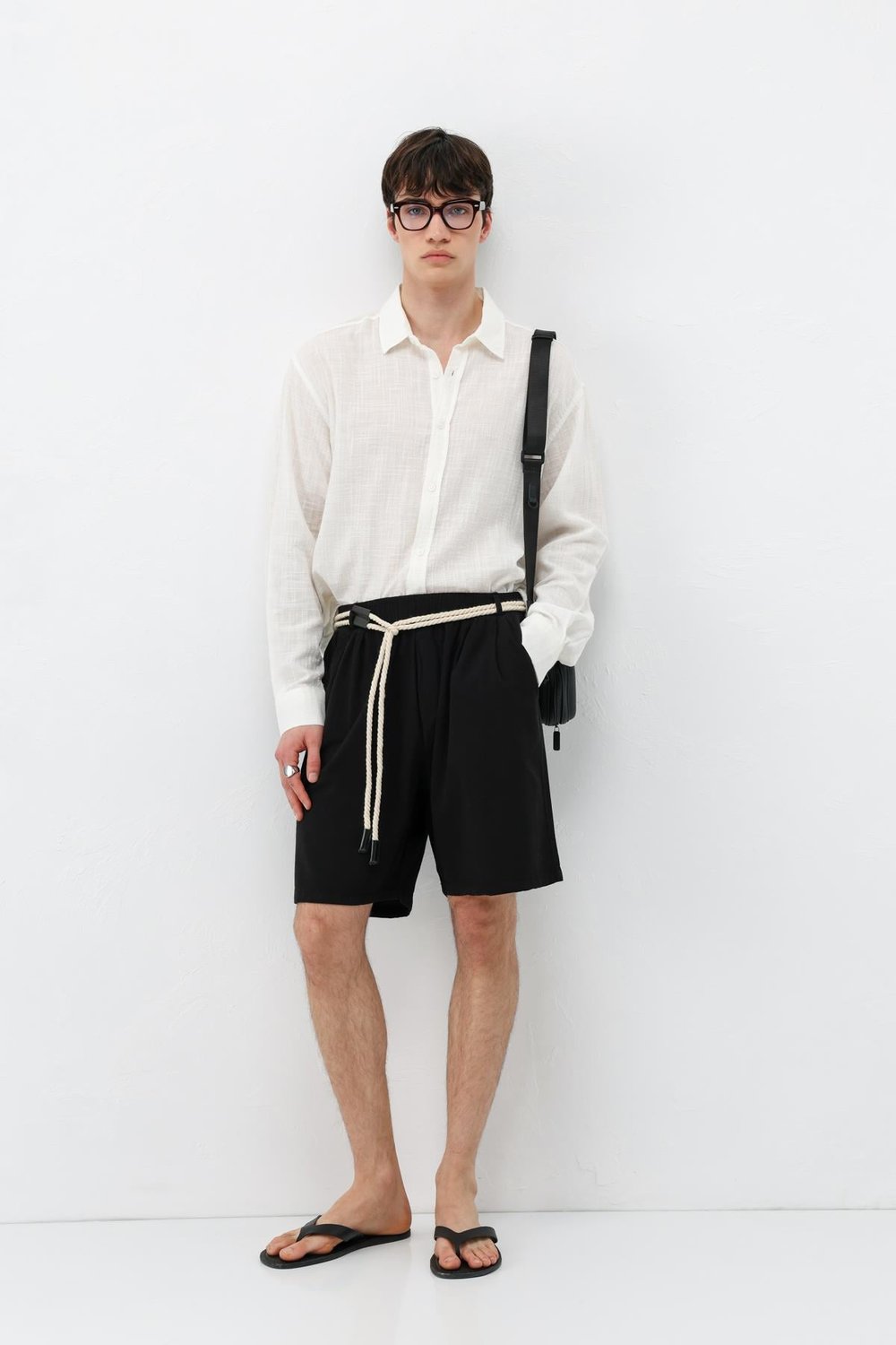 Kemerli Oversize Keten Şort Siyah