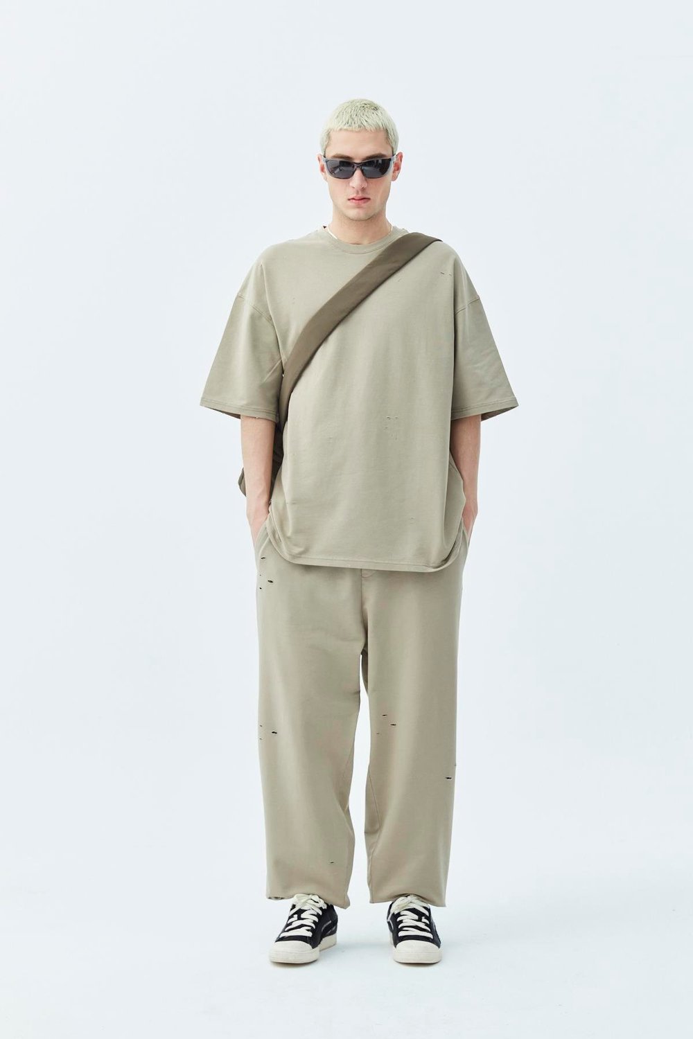 Delik Detaylı Oversize Eşofman Takım Vizon