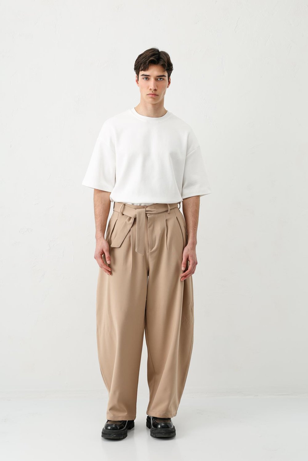 Barrel Fit Tailored Fit Kemerli Pantolon Bej