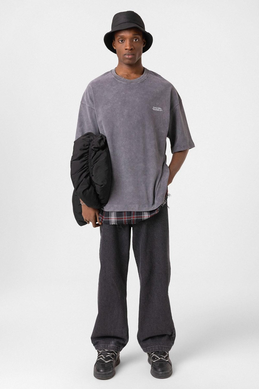 Yıkamalı Oversize Ekose Detaylı Tişört Füme