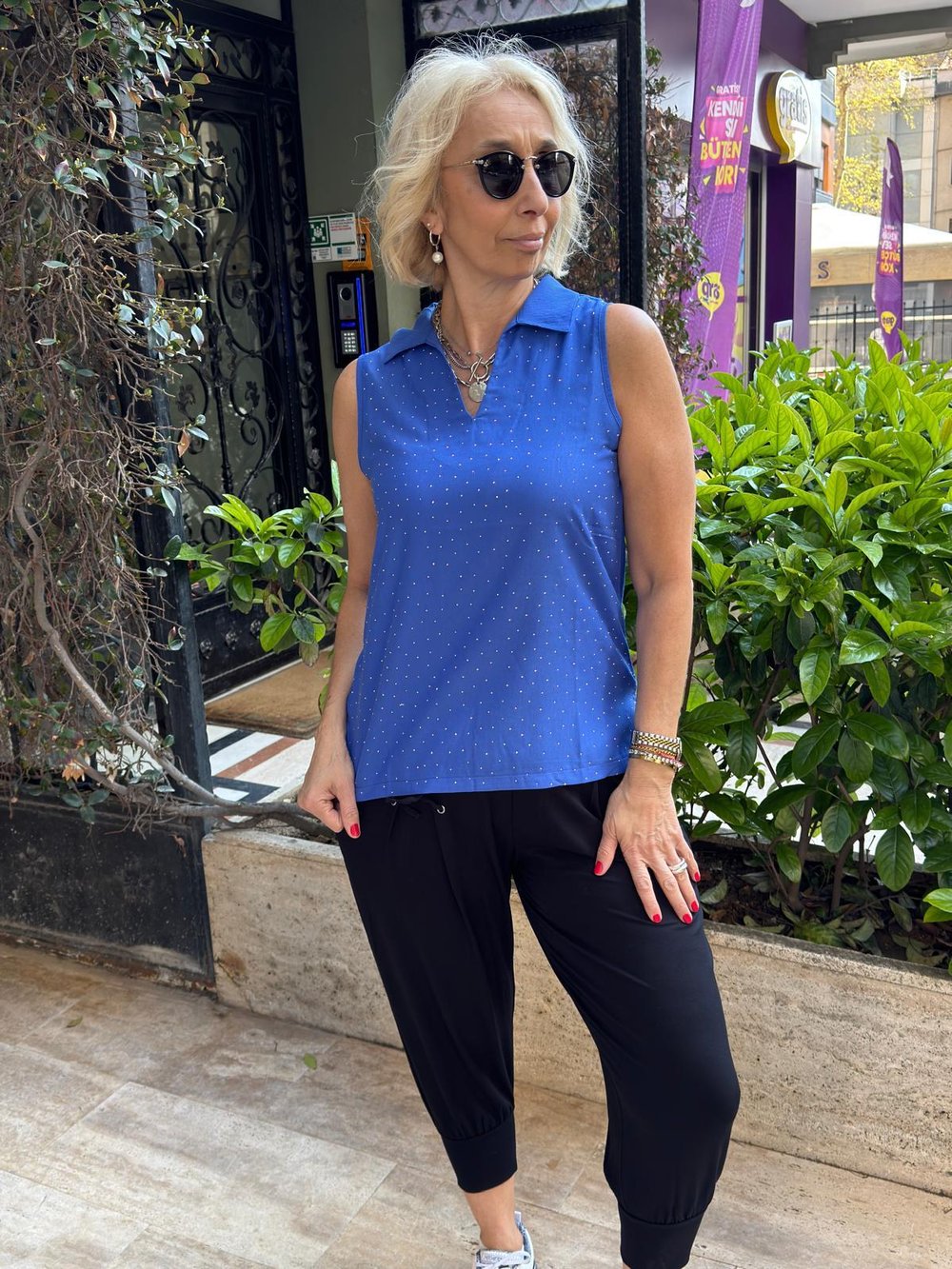 Polo Yaka Önü Ful Taşlı Atlet