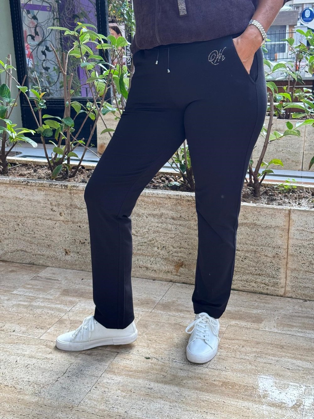 Taş Detaylı Basic Pantolon 