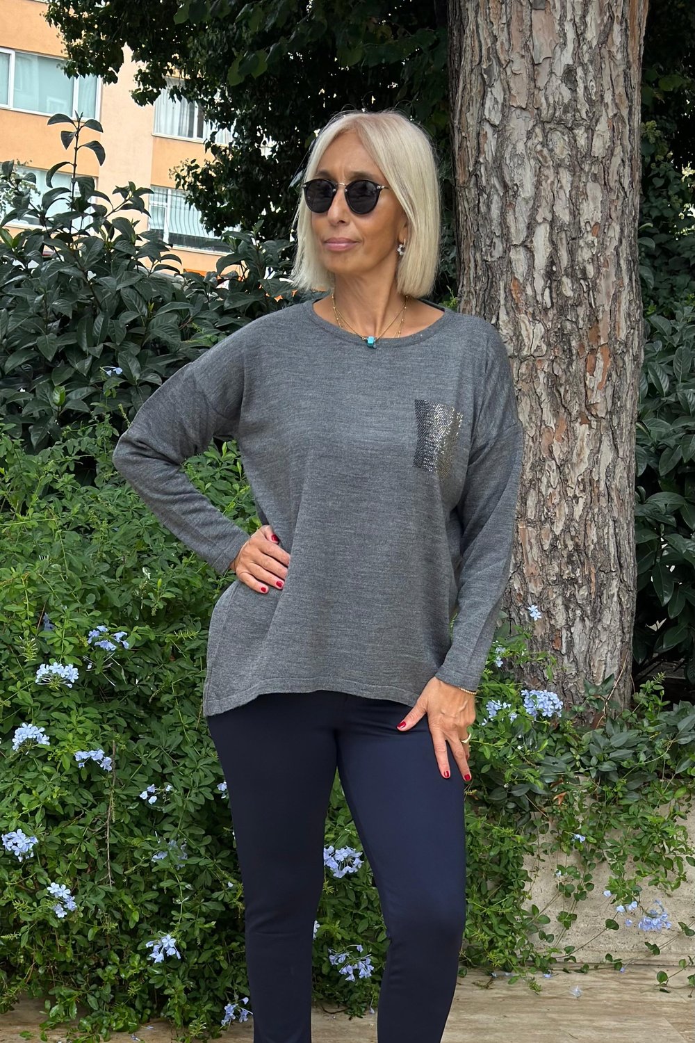 Taş Detaylı Triko Bluz