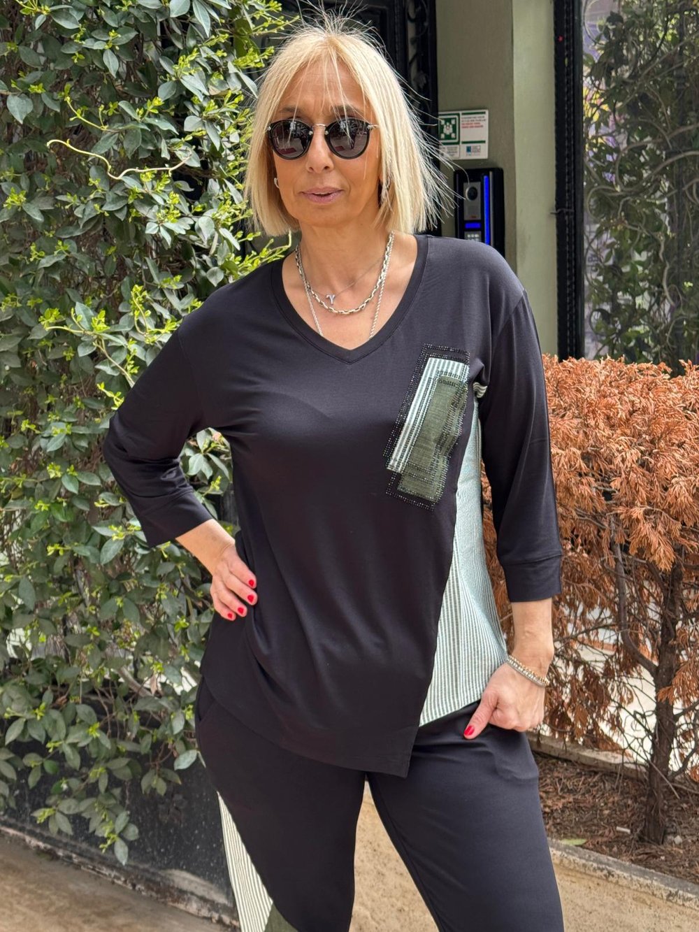 Truvakar Kol Taşlı Tshirt