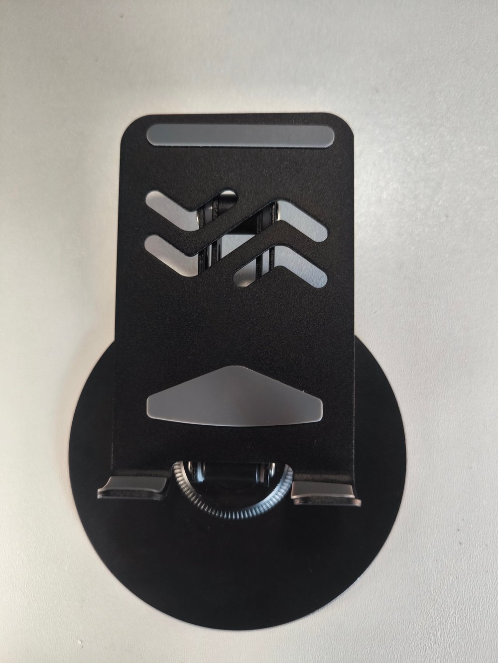 Karbon Çelik Masaüstü Telefon Standı | Katlanabilir, Kaymaz Tabanlı, Dayanıklı Gövde, Tüm Telefonlarla Uyumlu (L-015)