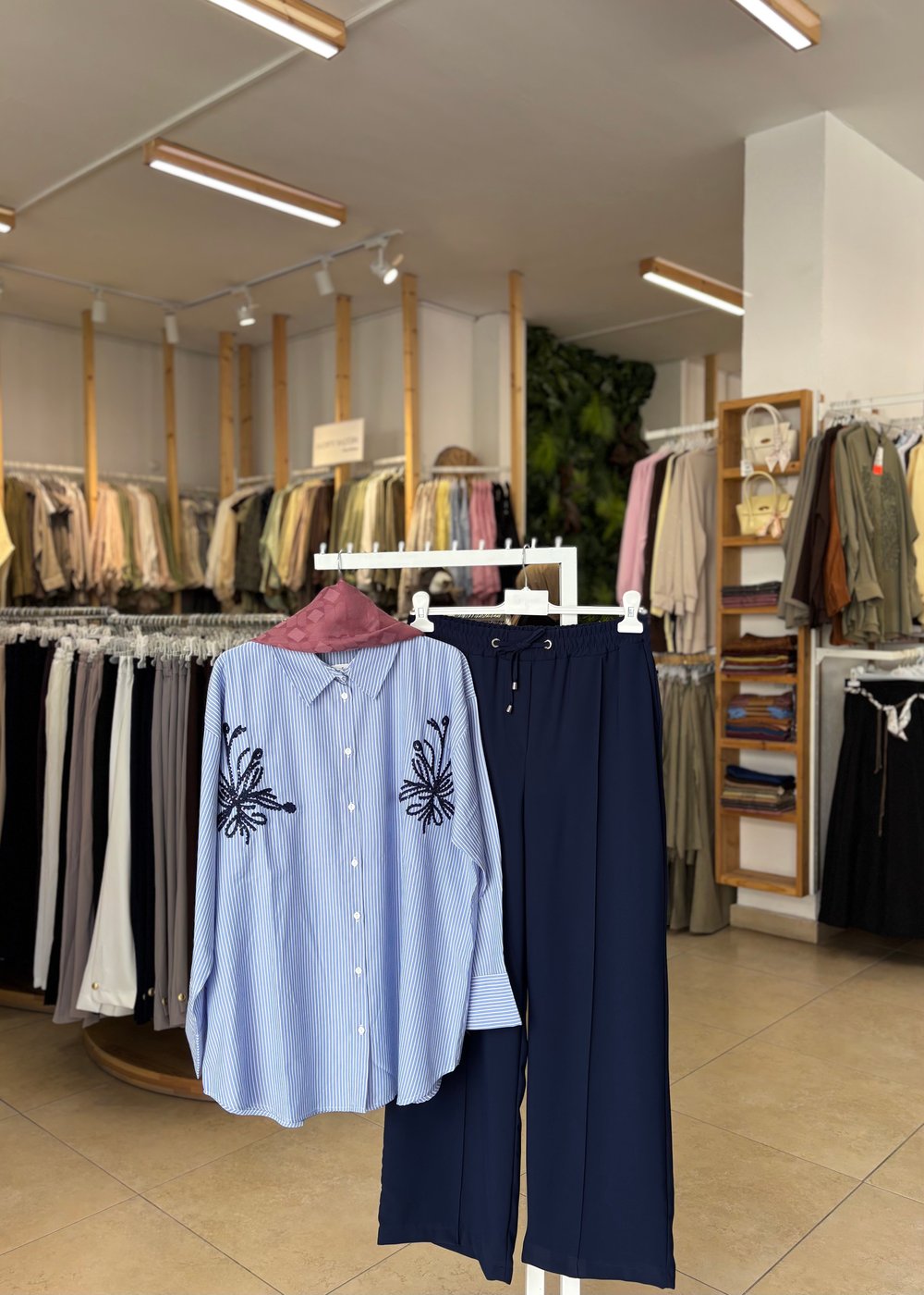 BELİ LASTİKLİ YAZLIK PANTOLON