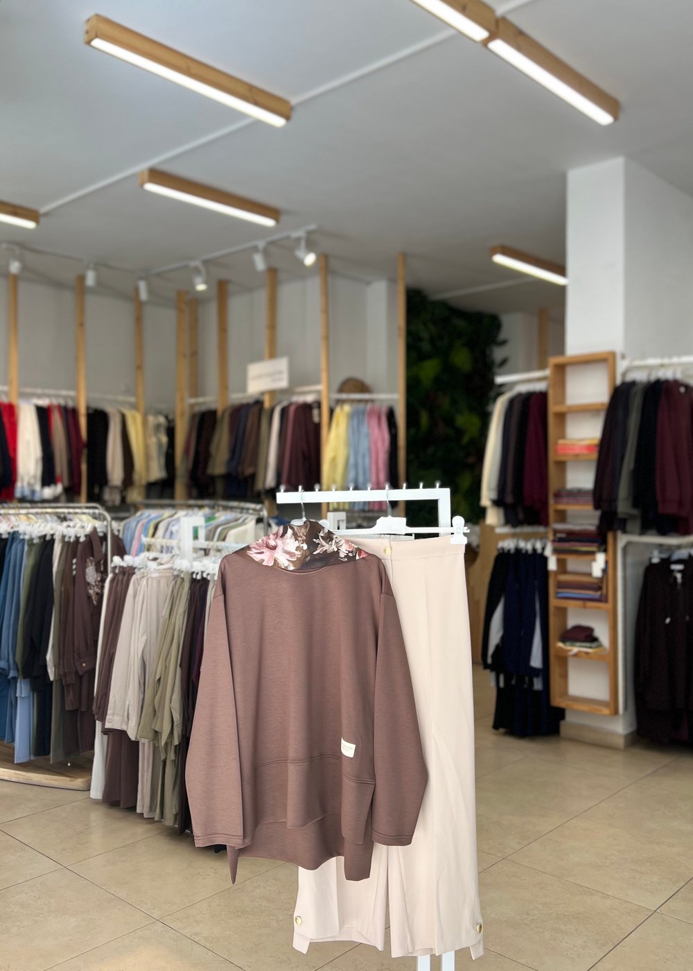 ETİKET DETAYLI  SWEATSHİRT