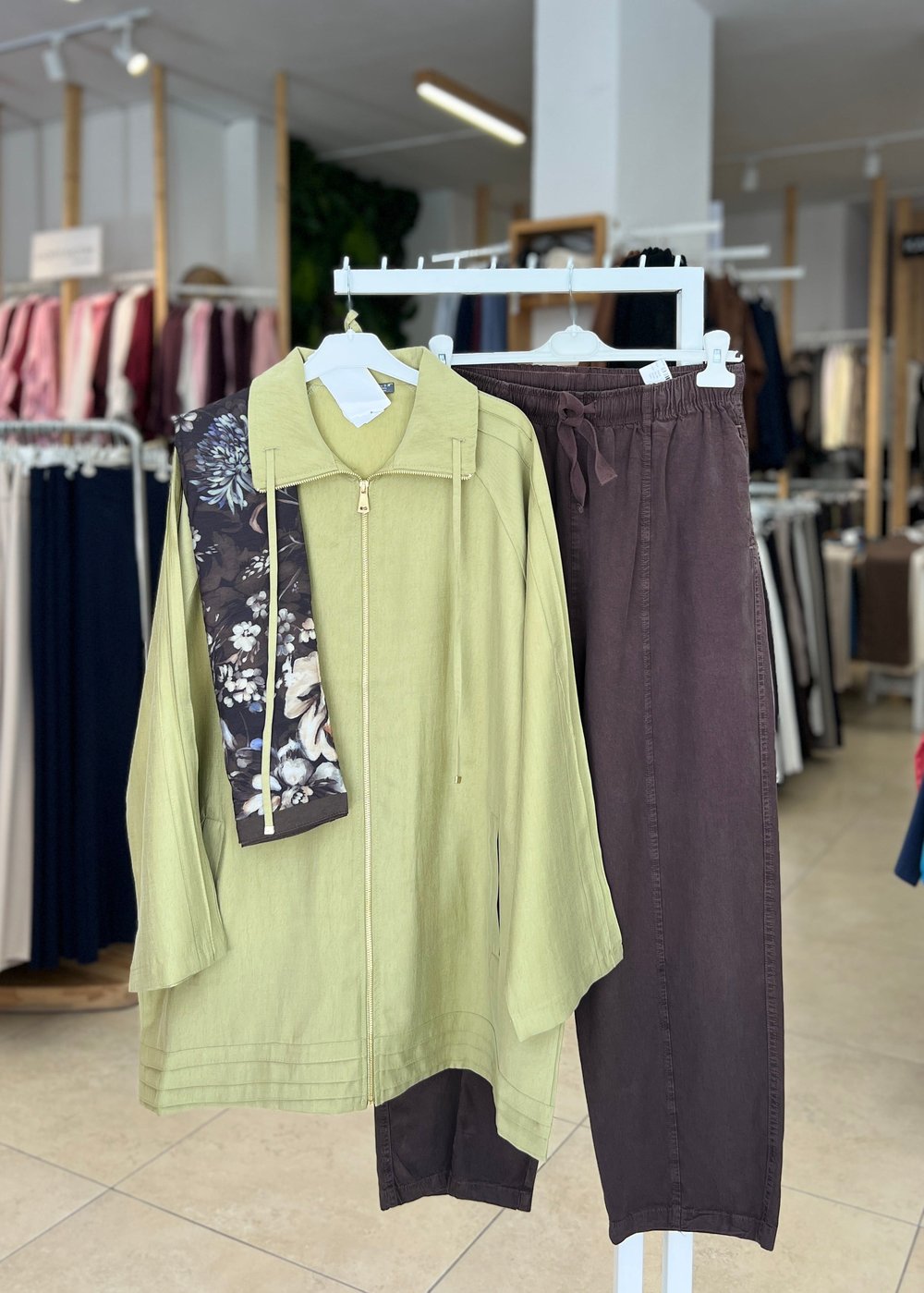 FERMUARLI TENSEL CEKET