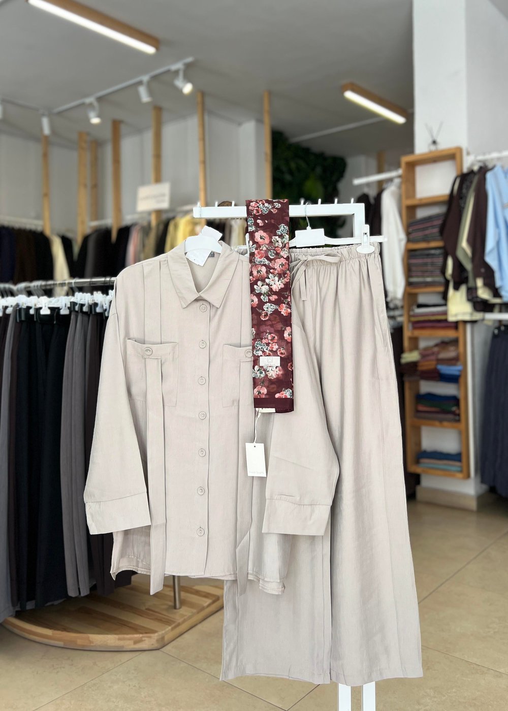 PANTOLONLU TAKIM