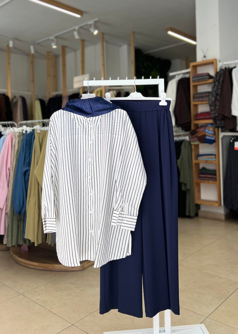 SİMLİ ÇİZGİLİ GÖMLEK