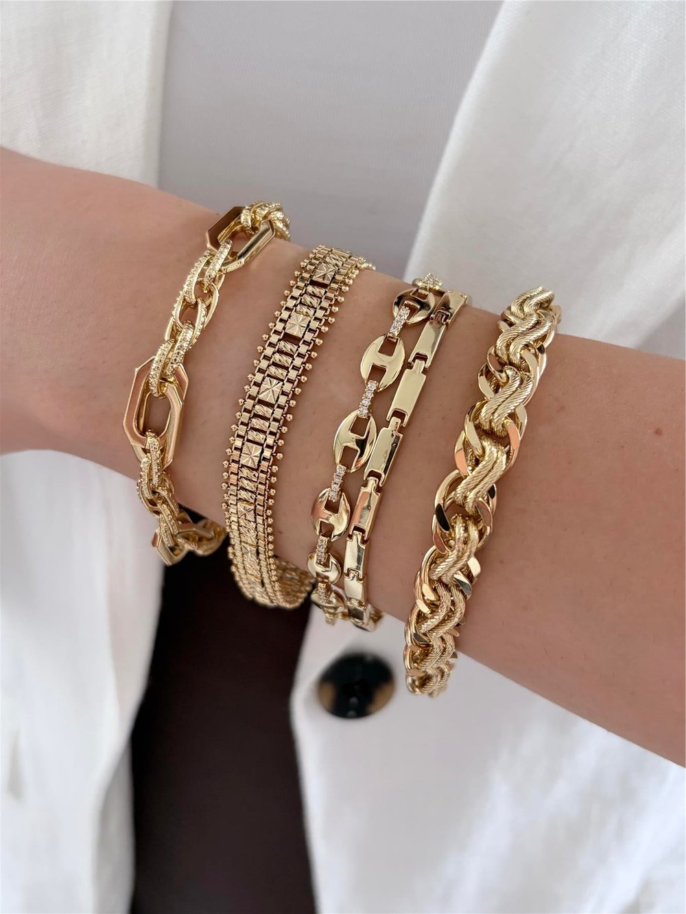 OLESYA ELEGANT BİLEKLİKLER