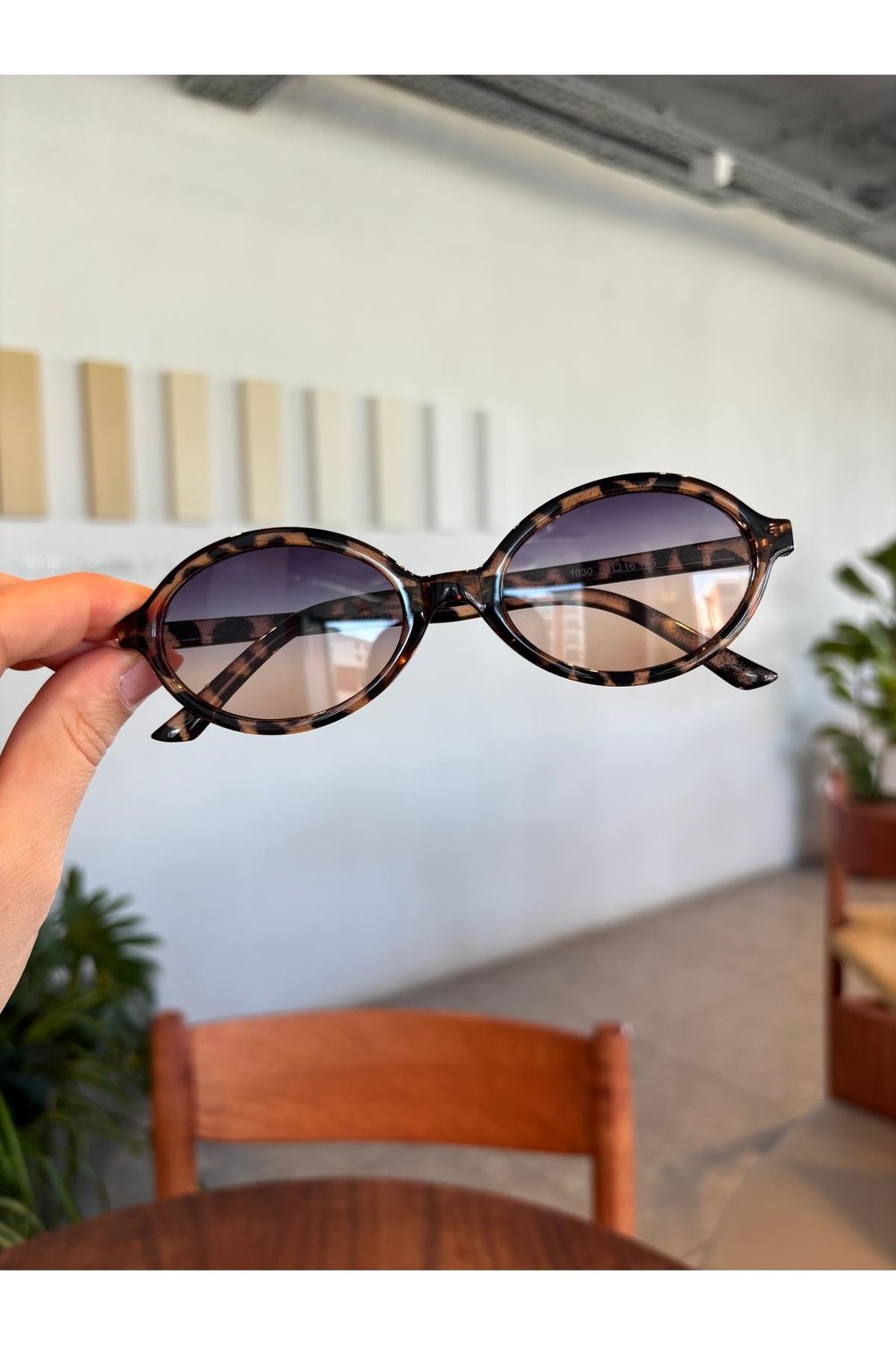Miux Leopar Çerçeve Degrade Cam Trend Oval  Güneş Gözlüğü