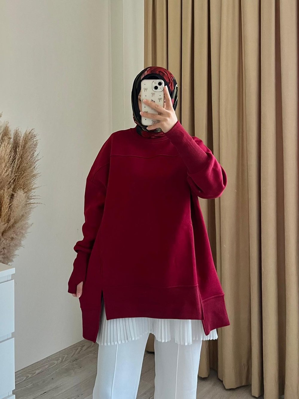 PARMAK GEÇMELİ SWEATSHİRT / KIRMIZI