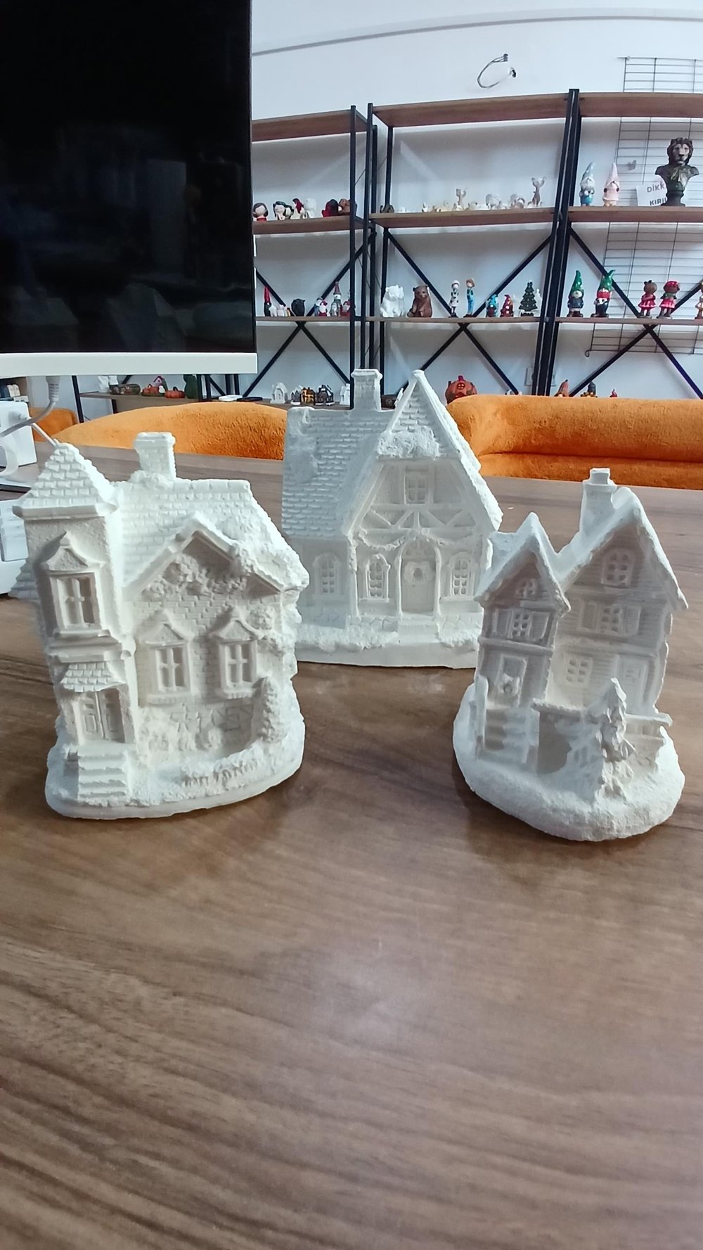 Ham boyasız minyatür ev set  11cm , 9 cm ,8cm 