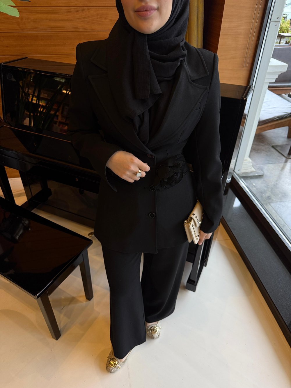 Alara takım siyah