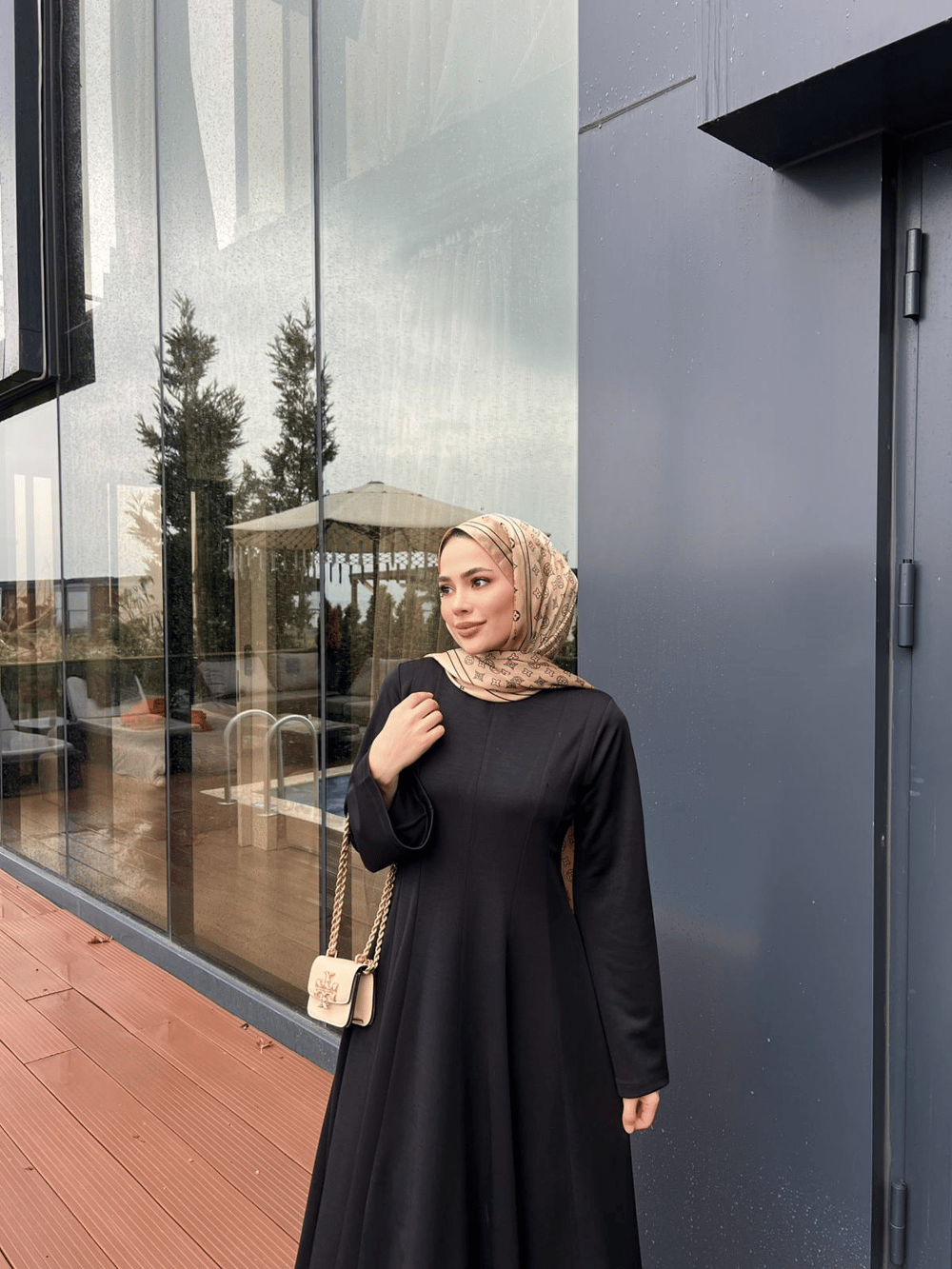 Lily Elbise Siyah 