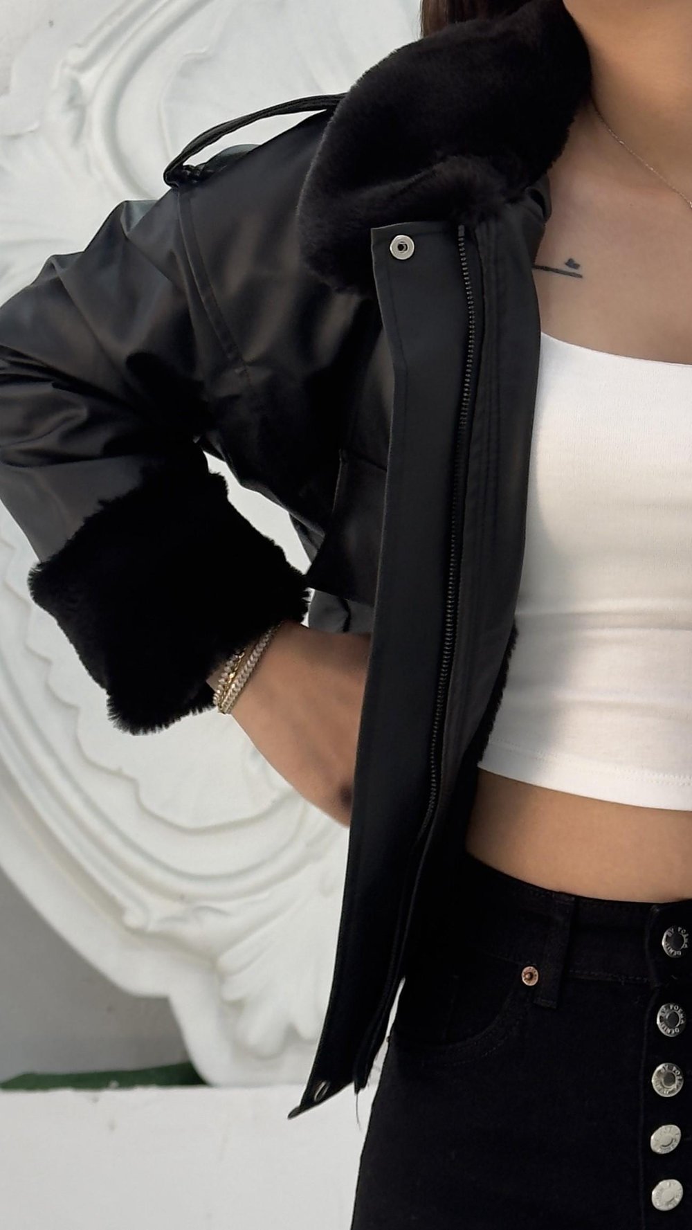 Yakası Ve Kolları Kürklü Deri Mont