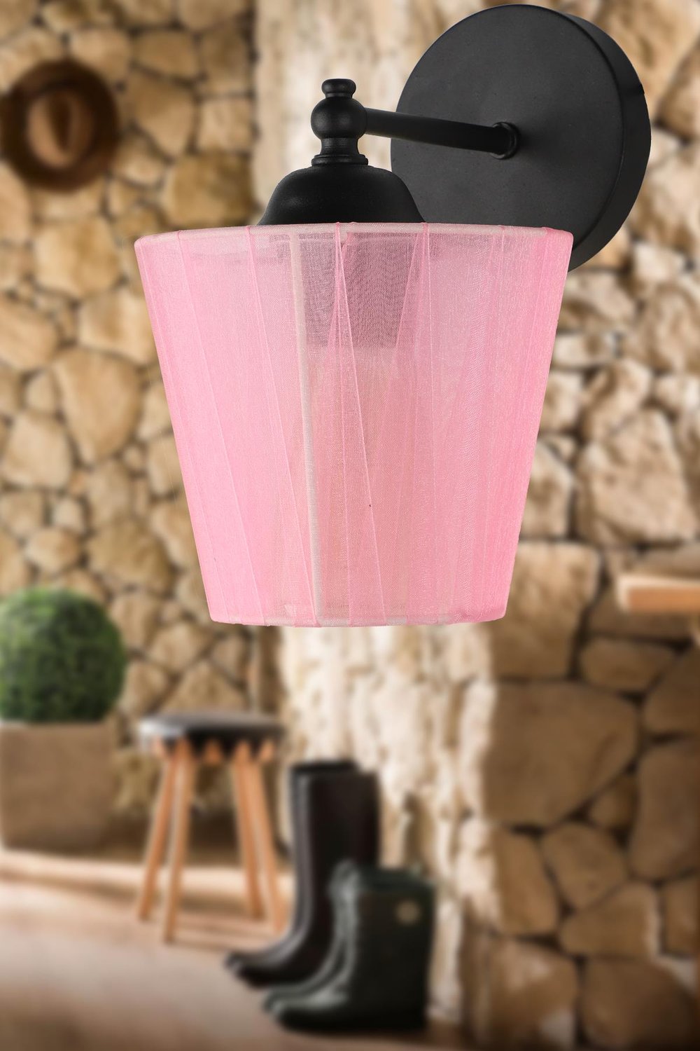 Ova Aplik Siyah Açık Pembe Şapka