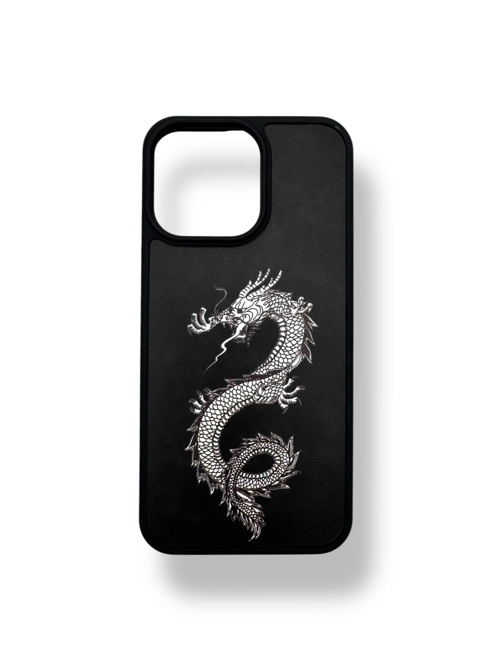 Apple Iphone 15 Pro Max Deri Ejderha Baskı Kılıf - Siyah , 3 Al 2 Öde Avantajıyla Hemen Satın Alın.DERİ BASKI KILIFLARDIVERSECASEDRBSK04Apple Iphone 15 Pro Max Deri Ejderha Baskı Kılıf - Siyah