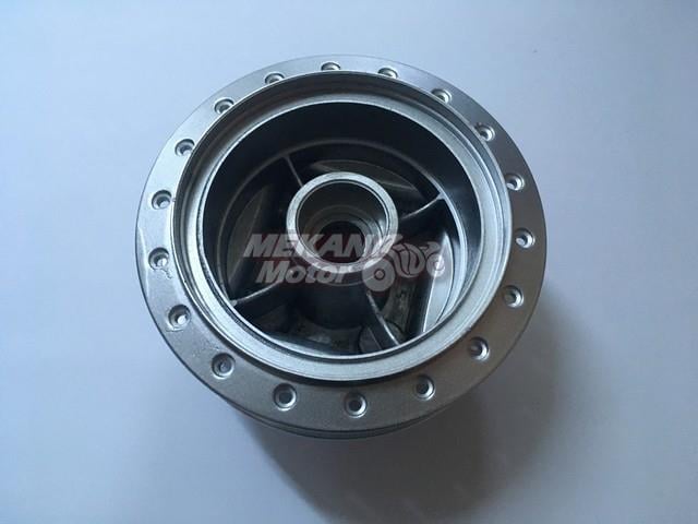 REAR WHEEL HUB TITAN ES