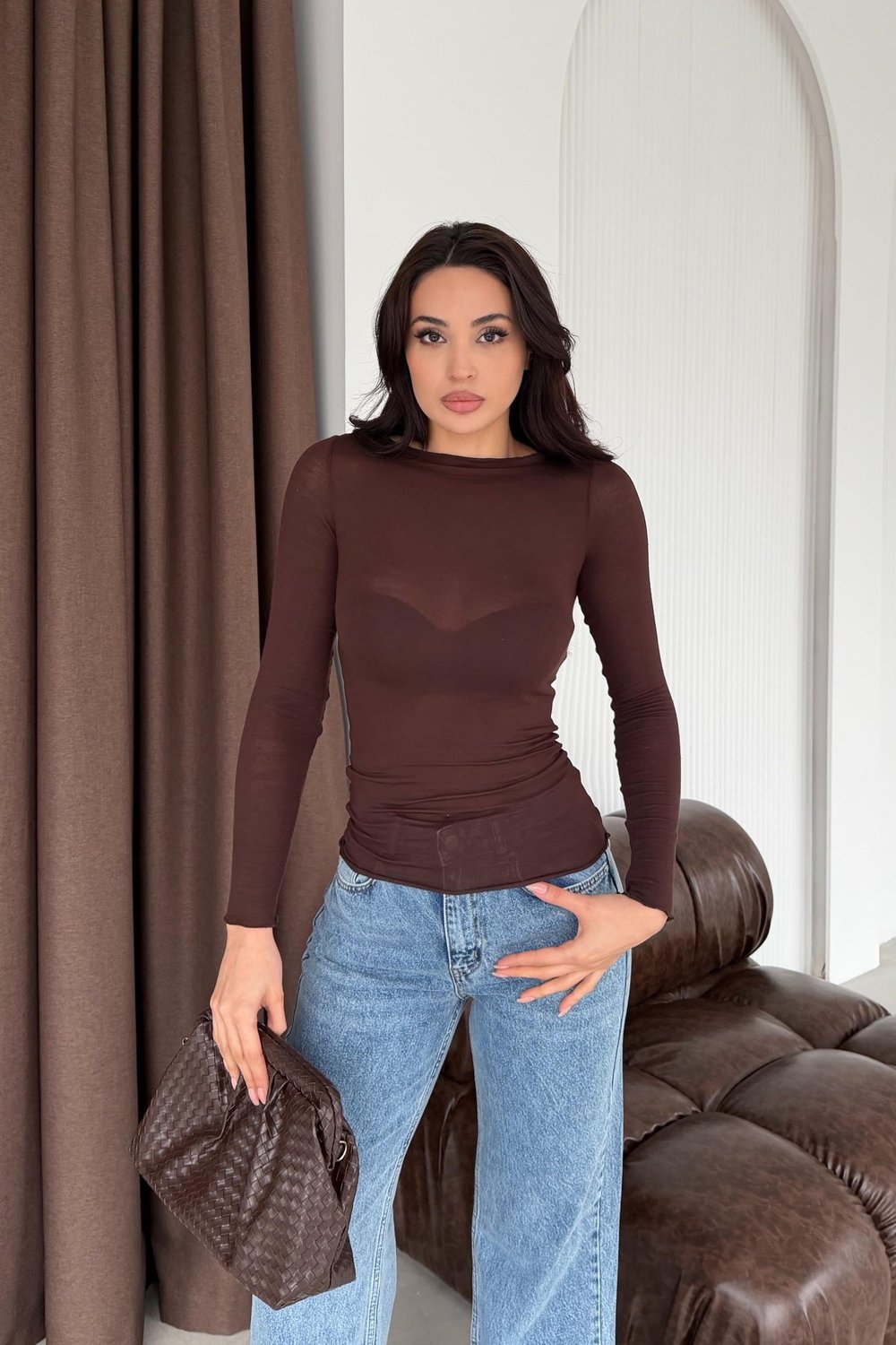 Kahve Kayık Yaka Ultra Hafif Transparan Bluz