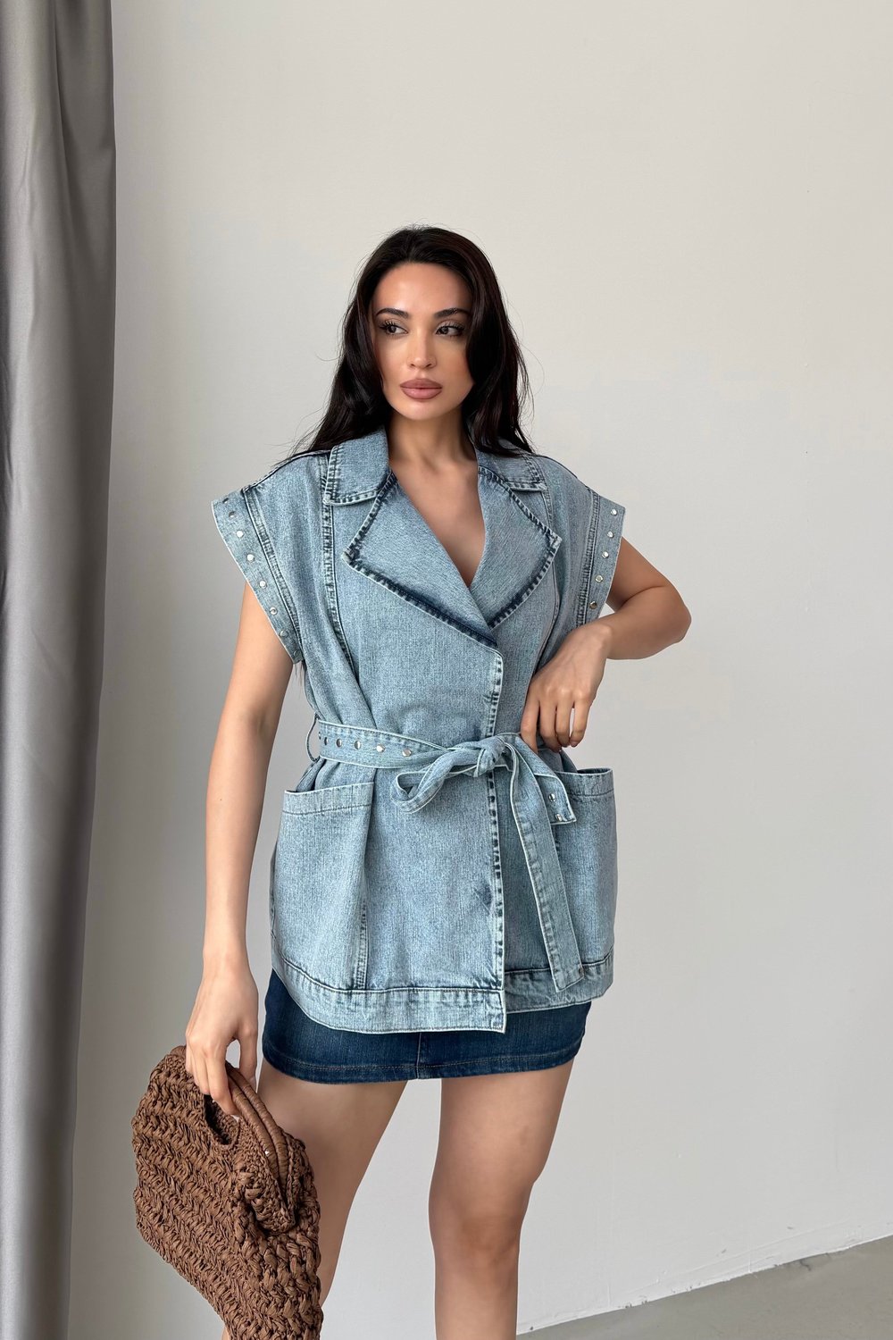 Mavi Kuşaklı Zımba Detaylı Kruvaze Yelek