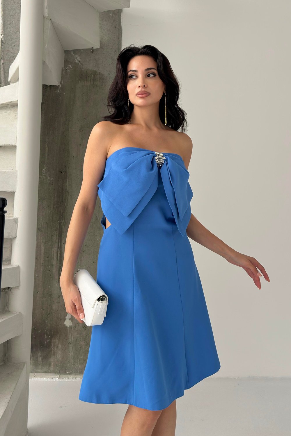 Mavi Fiyonk Detaylı Mini Abiye Elbise