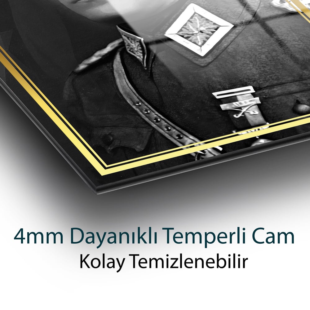 Atatürk Portre Üniformalı Siyah Beyaz Cam Tablo Hediyelik Büyük Tablo Ev Ofis Dekoru