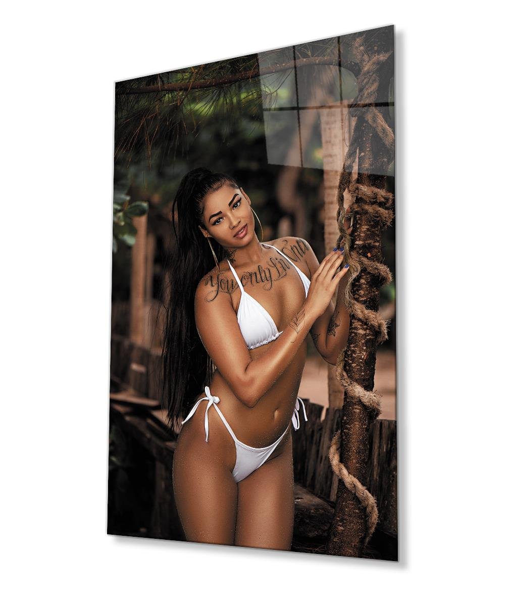 Bikinili Dövmeli Kadın Cam Tablo  4mm Dayanıklı Temperli Cam,  Bikini Tattooed Woman Glass Wall Art