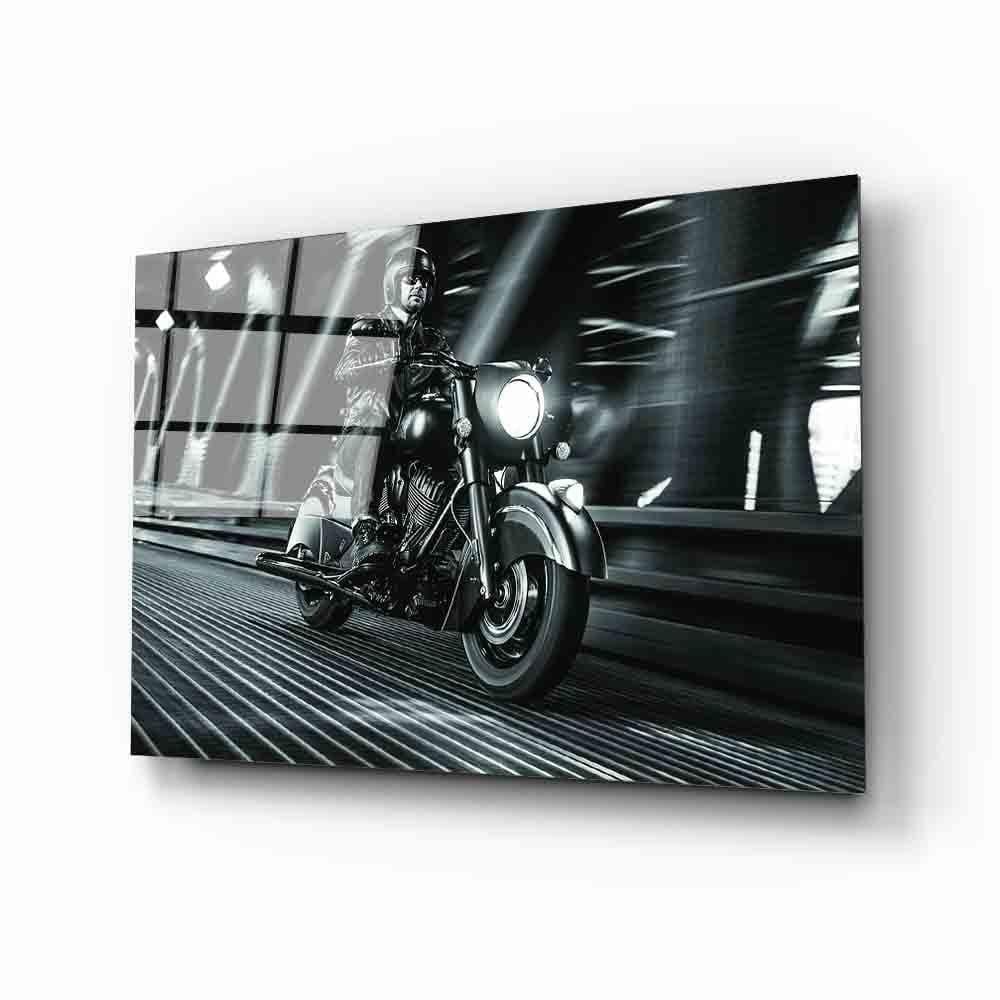 Fütüristik Motosikletli Adam  Cam Tablo