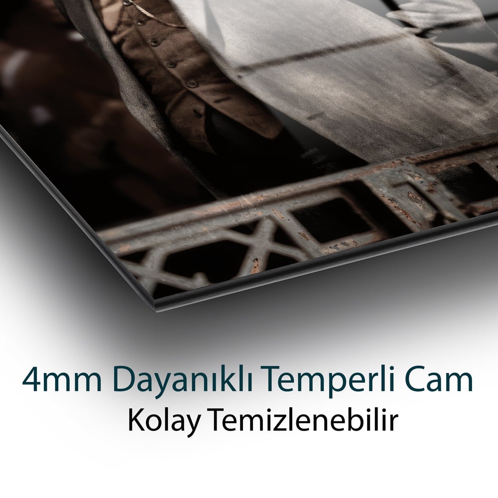 Mustafa Kemal Atatürk Cam Tablo | Şık Atatürk Portresi | 4 mm Temperli Cam Duvar Tablosu | Premium Dekor