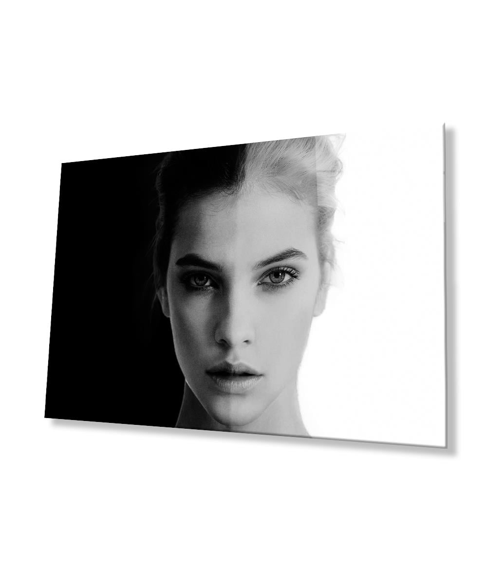Siyah Beyaz İnsan Fotoğrafları Kadın Cam Tablo  4mm Dayanıklı Temperli Cam Siyah Beyaz İnsan Fotoğrafları Kadın  Glass Wal Art