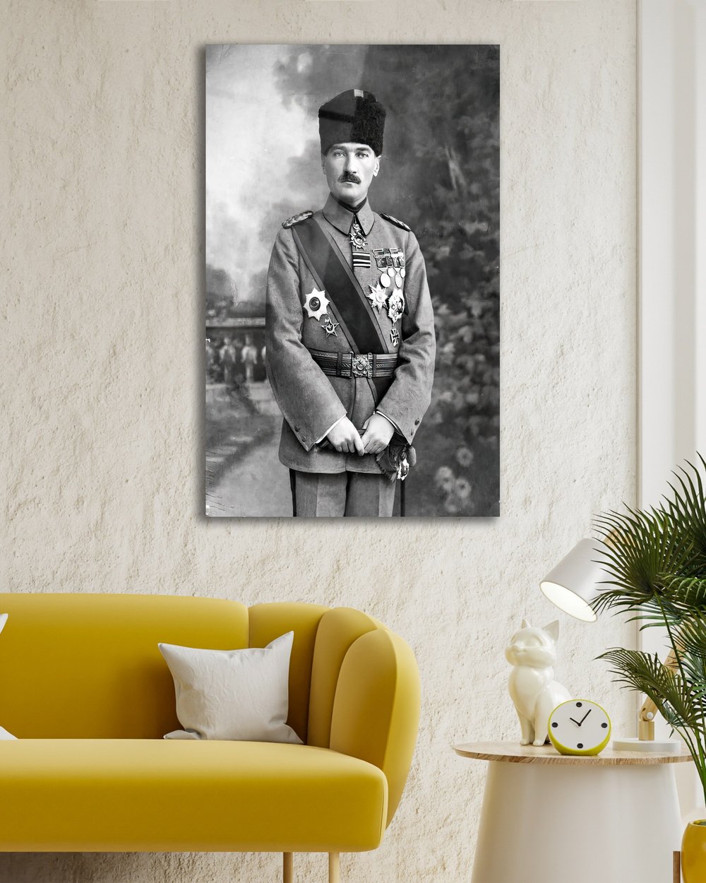 Üniformalı Atatürk Siyah Beyaz Cam Tablo Hediyelik Büyük Tablo Ev Ofis Dekoru